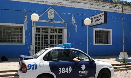 Dos hombres armados asaltan una panificadora en Funes