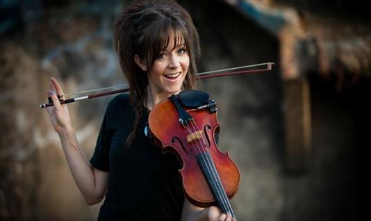 Lindsey Stirling: la violinista de Youtube por primera vez en Rosario