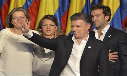 Santos, reelecto como presidente
