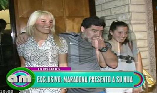Diego Maradona presentó a su hija Jana