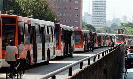El paro de transportes sigue afectando a San Pablo