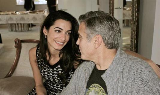 A poco de casarse  la esposa de George Clooney quiere el divorcio