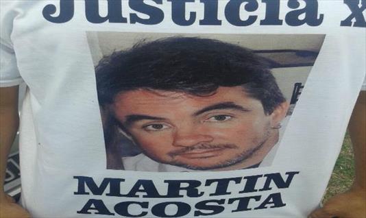 Marcha para pedir justicia por el asesinato de Martín Acosta