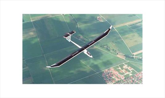 El primer avión solar dará la vuelta al mundo