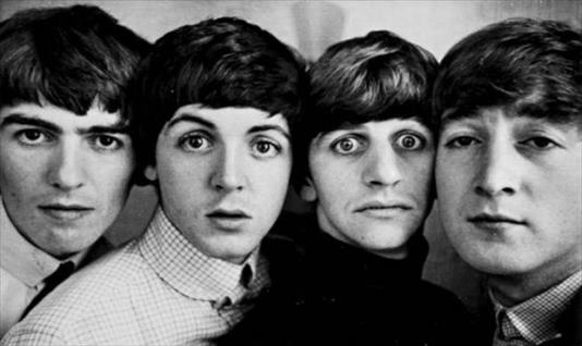 "Detrás de las Canciones" en BeatlesMemo
